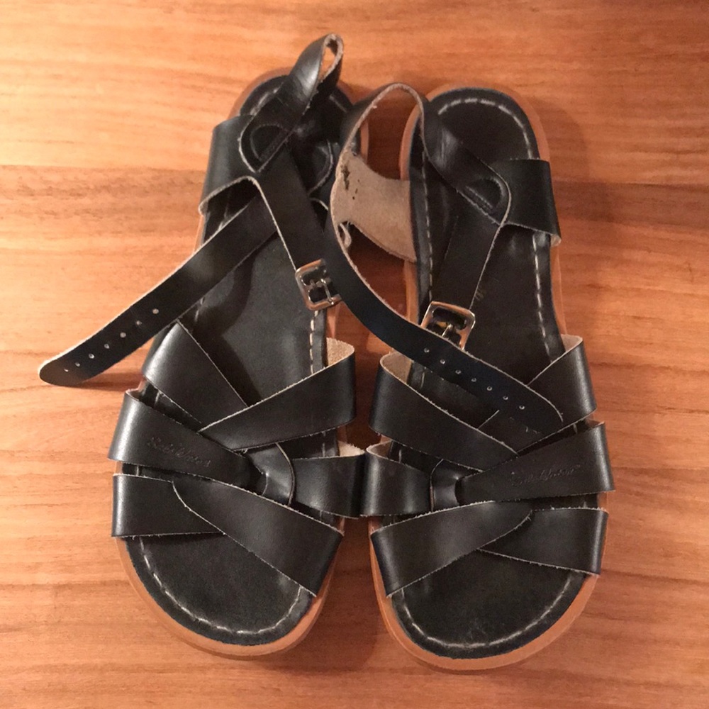 Salt Water women’s navy blue sandals sz. 9